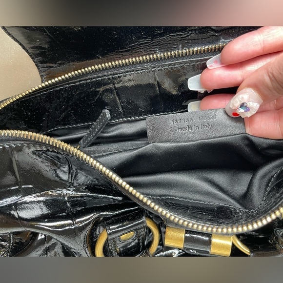 Yves Saint Laurent Croco-Embossed Muse Tote Leather Shoulder Bag Patent YSL - Picture 4 of 10